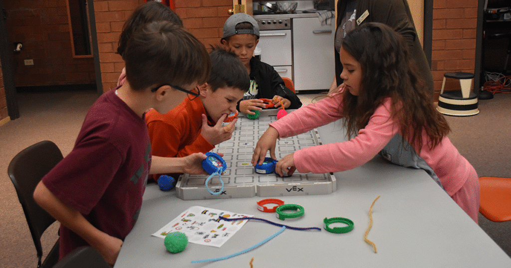 Kids Program Robots at Sweetwater County Library