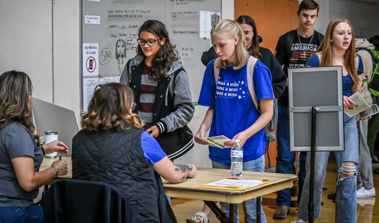 Reality Town Prepares GRHS Seniors for Real World