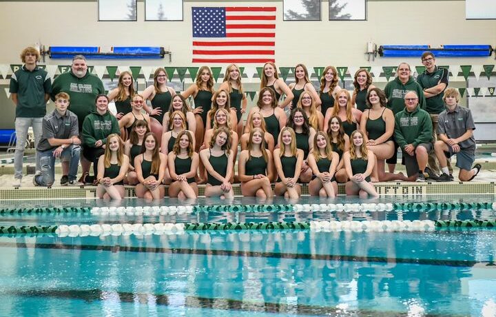 Green River Lady Wolves Win State Swimming