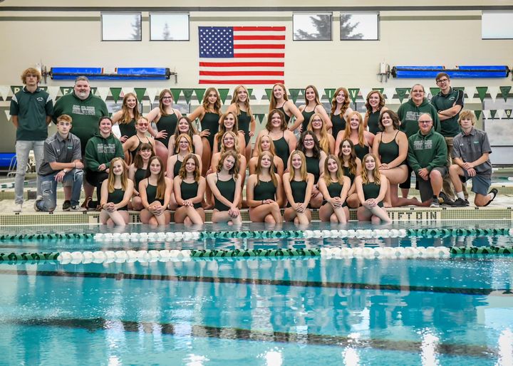 Green River Lady Wolves Win State Swimming