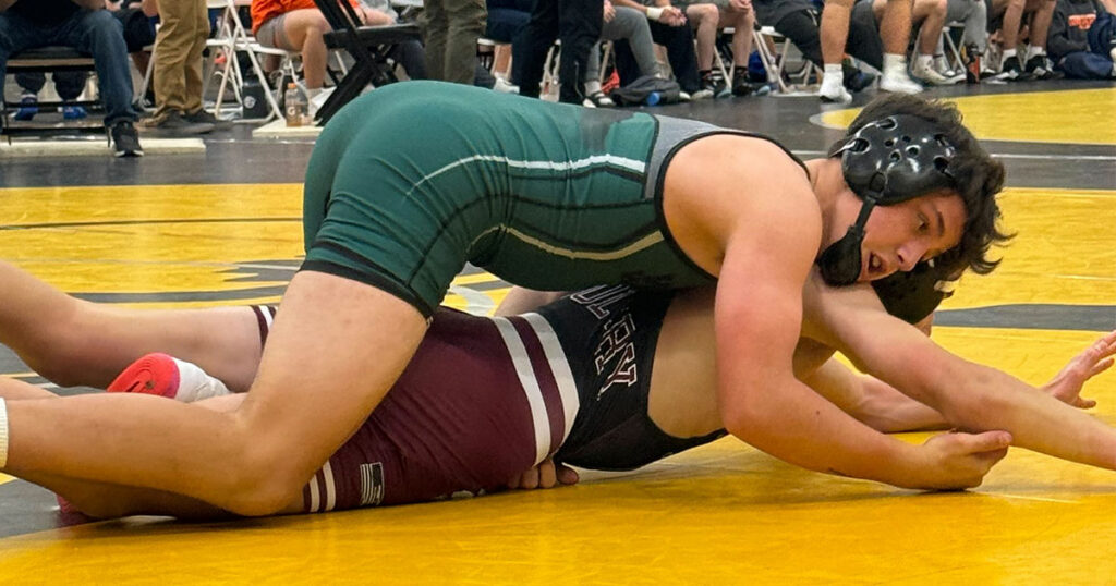 Wolves Wrestling Starts Season in Heber, Utah