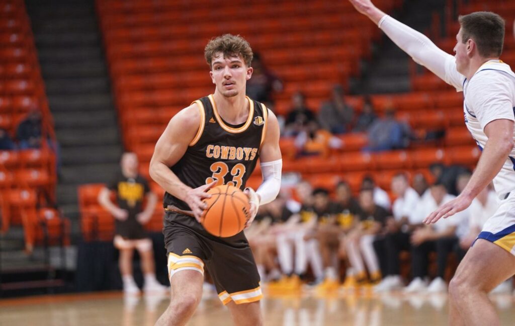 Wyoming Advances to Weststar Don Haskins Championship After Defeating South Dakota State 78-65