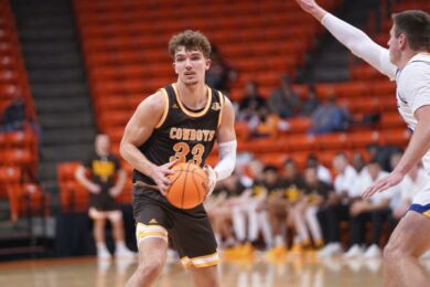 Wyoming Advances to Weststar Don Haskins Championship After Defeating South Dakota State 78-65