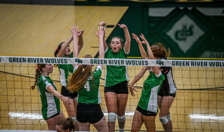 Lady Wolves Prepare for 2024 Volleyball Season with High Expectations