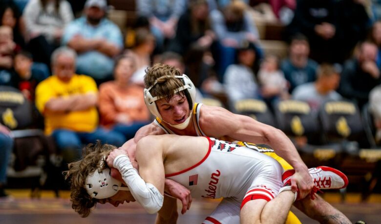 Wyoming Cowboys Host Defending NJCAA Champs Western Wyoming Mustangs in Wrestling Showdown