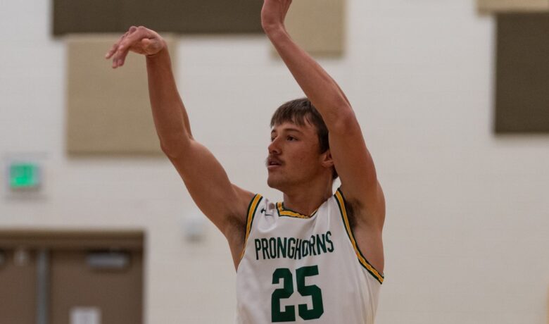 Farson-Eden Pronghorns Head to Lander for 1A West Regionals