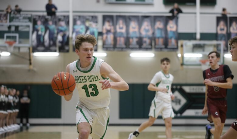 Sweetwater County Basketball Teams Near End of Season