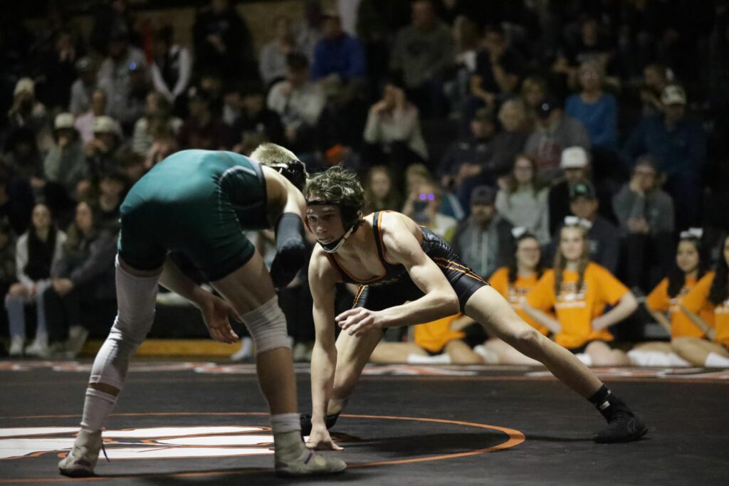 GRHS and RSHS Wrestling Heads to Regionals
