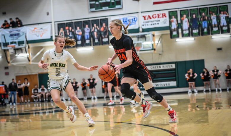 Rock Springs Girls Punch Their Ticket to State
