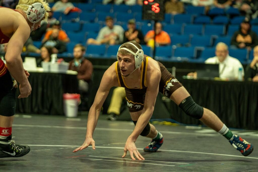 Trio of UW Wrestlers Battle for NCAA Championships in Kansas City