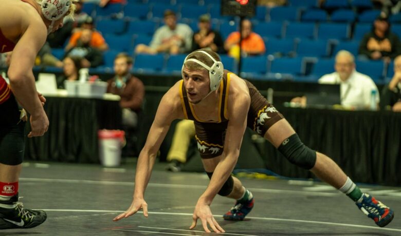 Trio of UW Wrestlers Battle for NCAA Championships in Kansas City