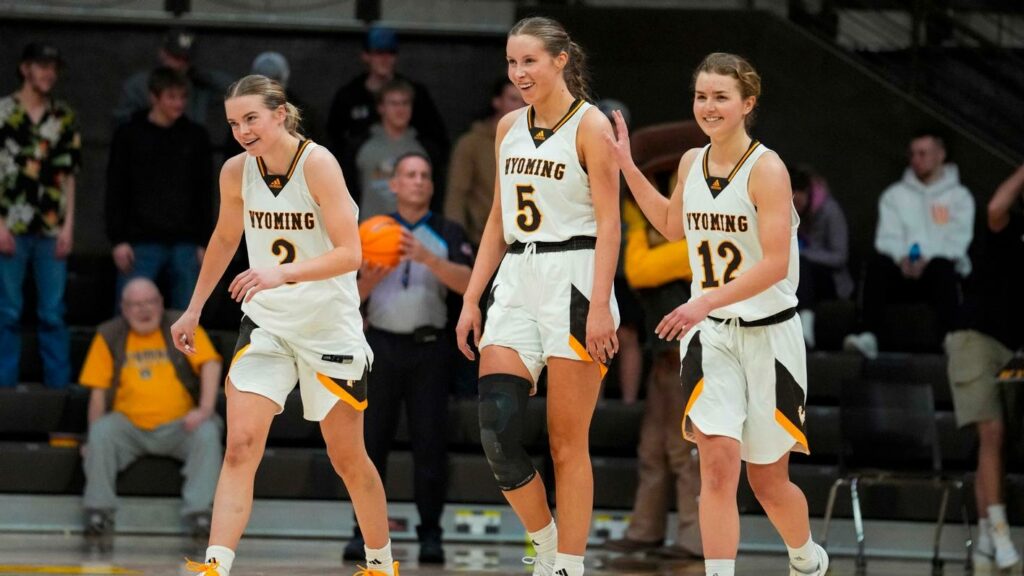 Wyoming Cowgirls Set to Face UTSA in Second Round of the WNIT