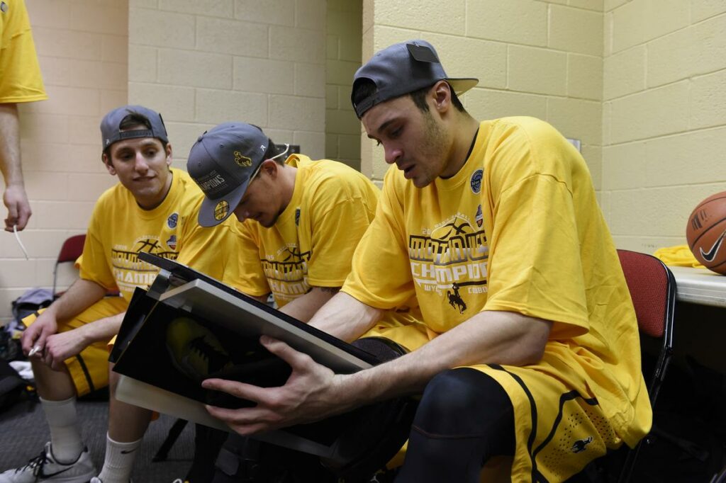Wyoming Alumni Nance and Maldonado Gear Up for Postseason Basketball