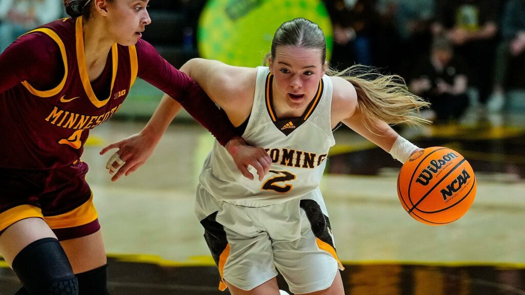Cowgirls Season Ended by Minnesota Gophers in WNIT Great 8