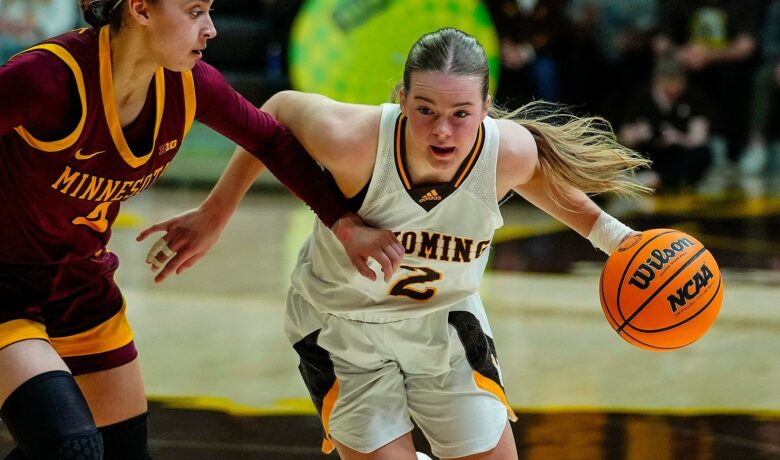 Cowgirls Season Ended by Minnesota Gophers in WNIT Great 8