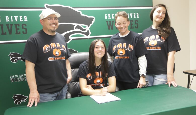 GRHS Golfer Isabell Salas Signs With Central Wyoming College