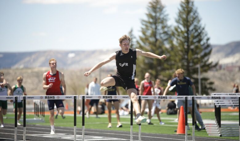 Tigers and Wolves Finish Strong at Regionals