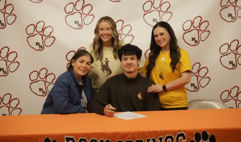 Gabriel Reyes From RSHS Signed With UW’s Cheer Squad