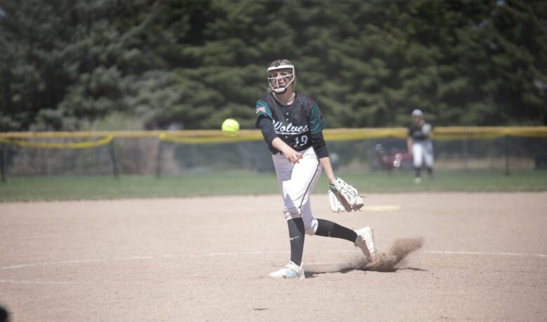 Wolves and Tigers Qualify for State Softball