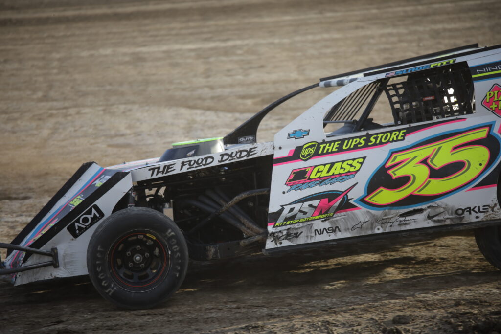Local Drivers Dominate All-Star Modified Special at Sweetwater Speedway