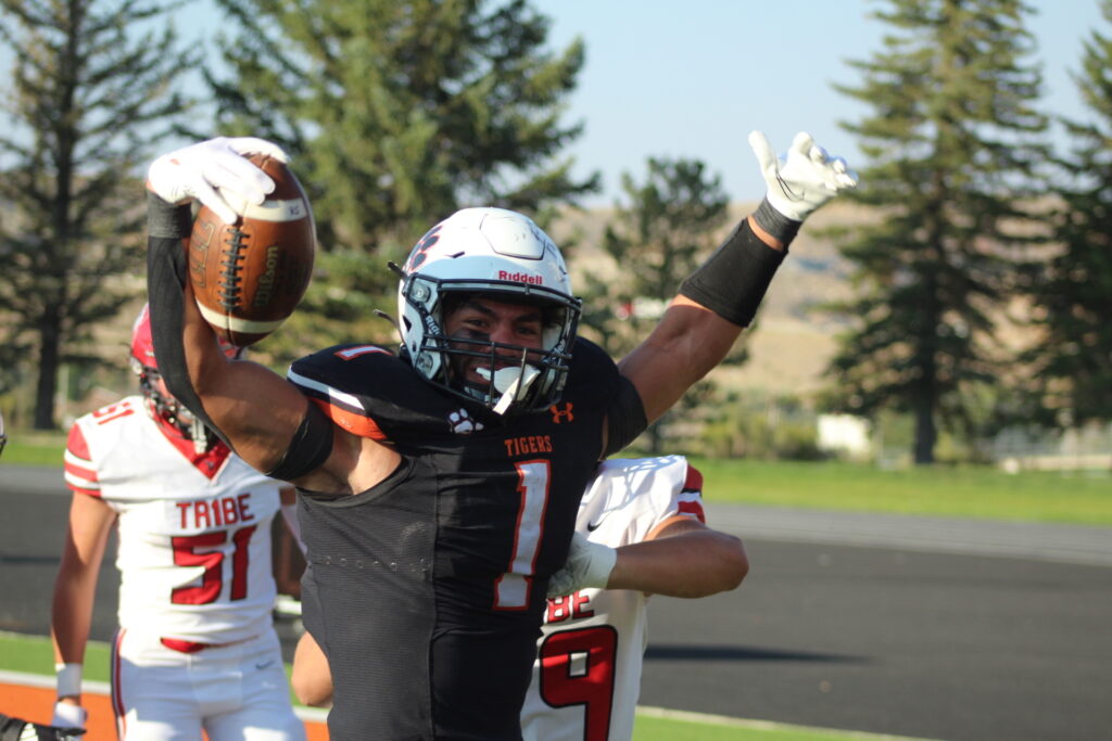 Tigers Triumph in Coach Koepplin’s Debut Against Cheyenne Central