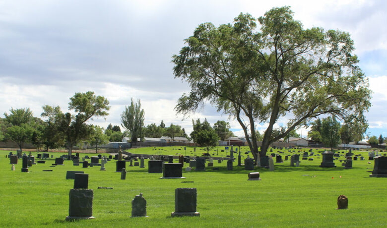 Ordinance Change Allowing Leashed Pets in Cemetery Approved