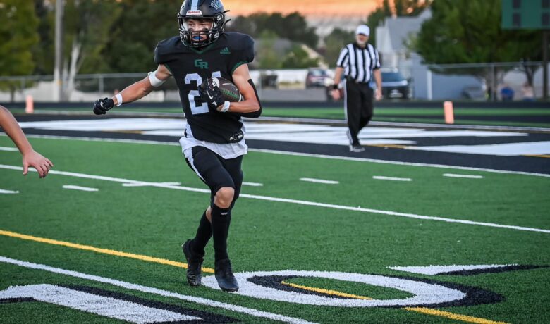 Wolves Fall to Lander Tigers in 21-14 Conference Opener