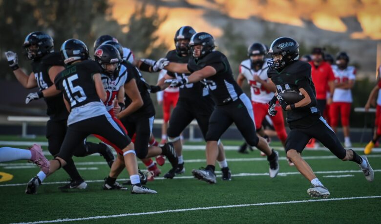 Wolves Fall to Riverton 28-13 Ahead of Conference Play