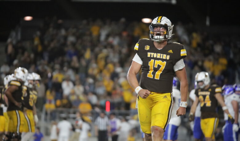 Cowboys Comback to Take Down Cougars, 15-14