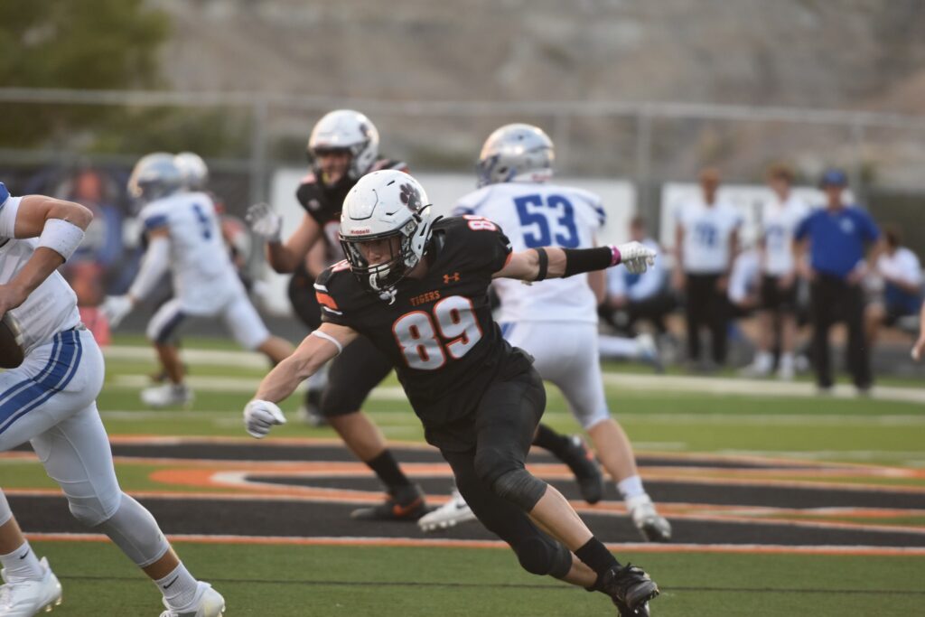 Masen Werkele Receives Scotty Scott Outstanding Citizen Award
