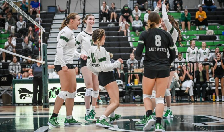 Lady Wolves Clinch State Berth; Fall Short in Regional Championship Game to Kelly Walsh