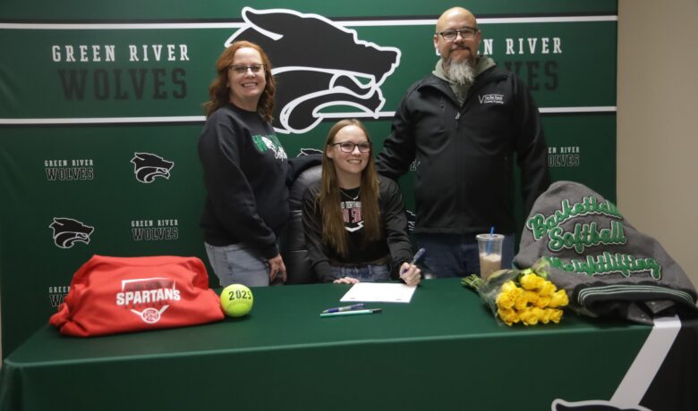 Green River’s Izzy Kelley Signs with CNCC Softball Program