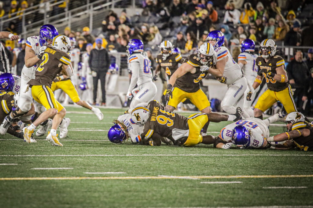 Cowboys Head to Washington State for Season Finale