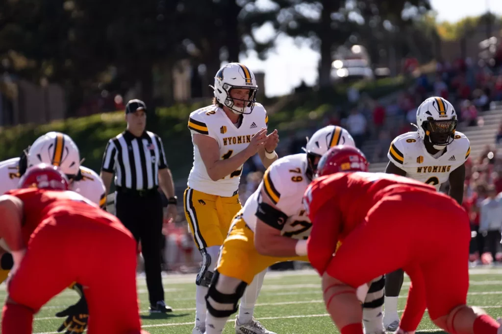 Cowboys Take Down Lobos in Saturday Afternoon Shootout, 49-45