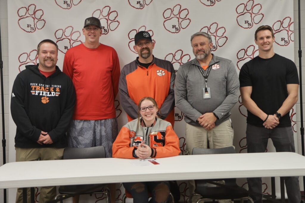 Gabby Bates Commits with Hastings College for Track and Field