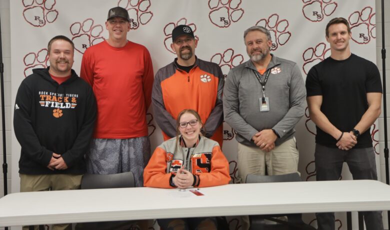 Gabby Bates Commits with Hastings College for Track and Field