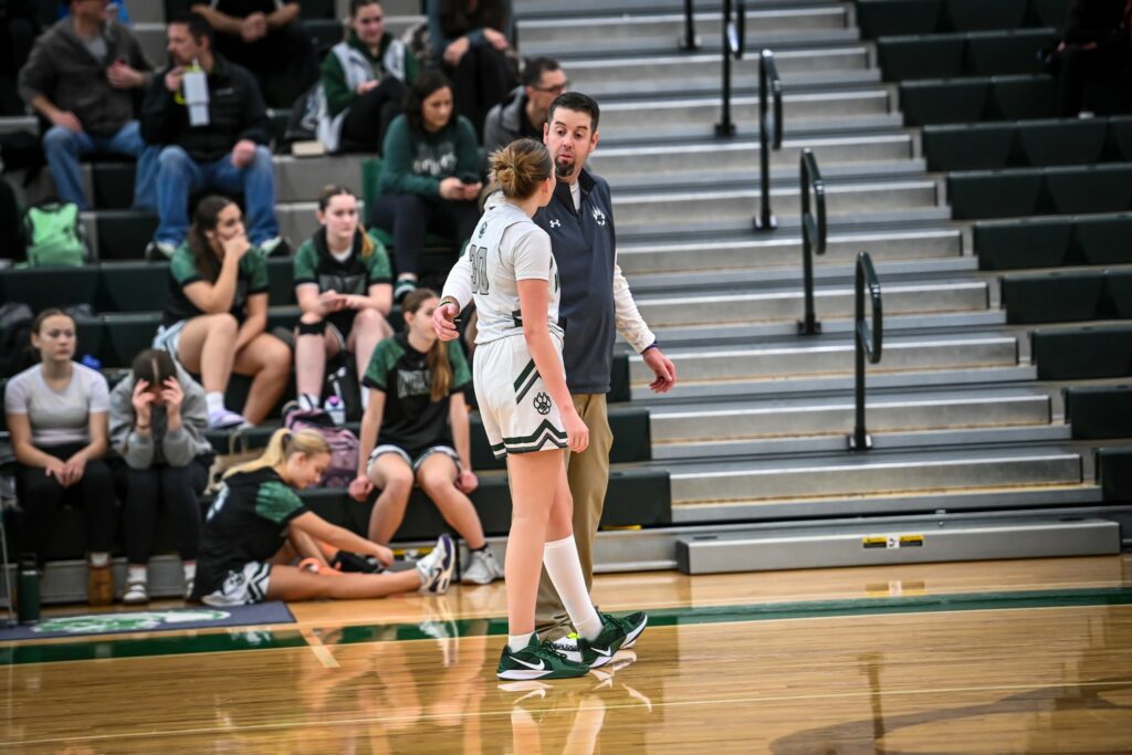 Wolves and Lady Wolves Wrap Up Oil City Tip-Off Tournament