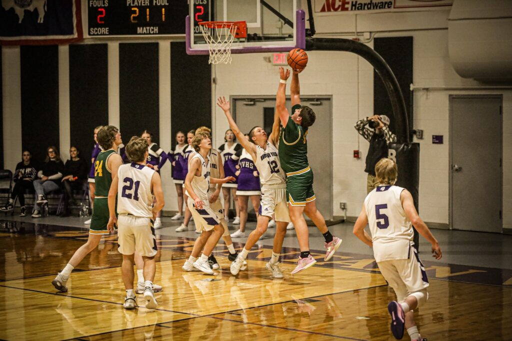 Mountain View Sweeps Farson-Eden in Season-Opening Doubleheader