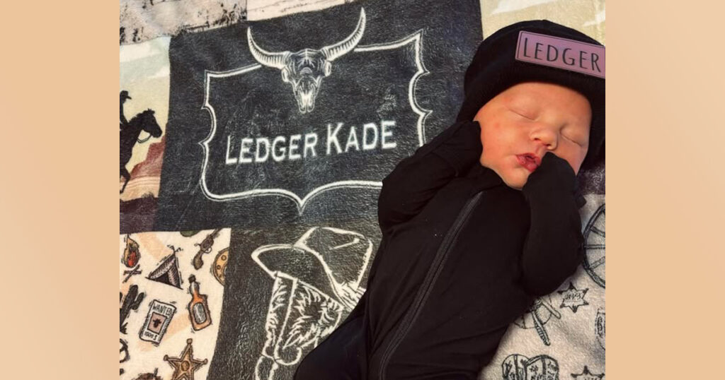 Birth Announcement: Ledger Kade Arnell