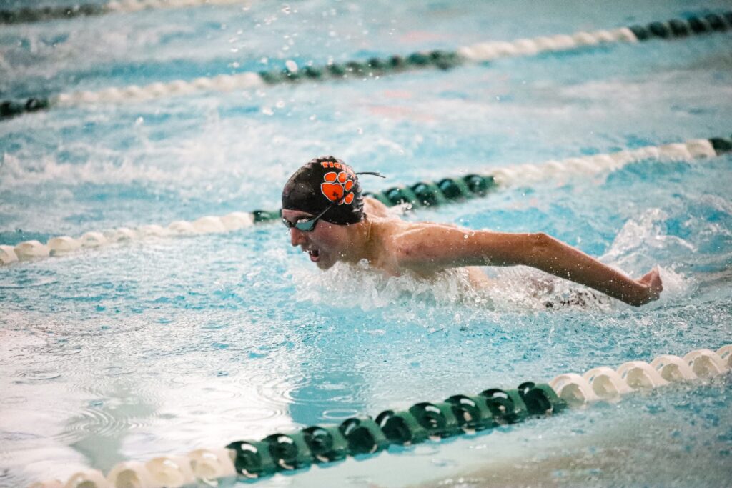 Green River, Rock Springs Swimmers Shine at Last Chance Meet