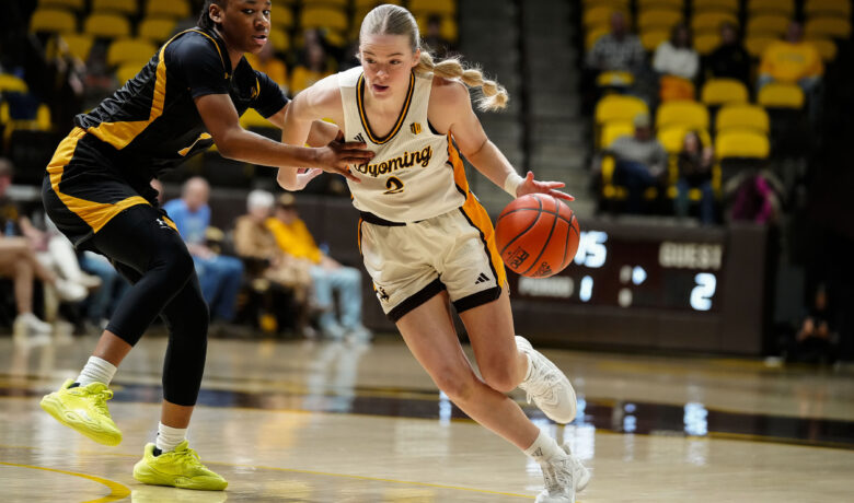 Wyoming Cowboys Struggle in Loss at Colorado State; Cowgirls Secure Gritty Win Over San Jose State