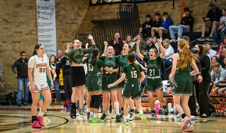 Lady Wolves Claim 4A West Regional Title for First Time Since 1998
