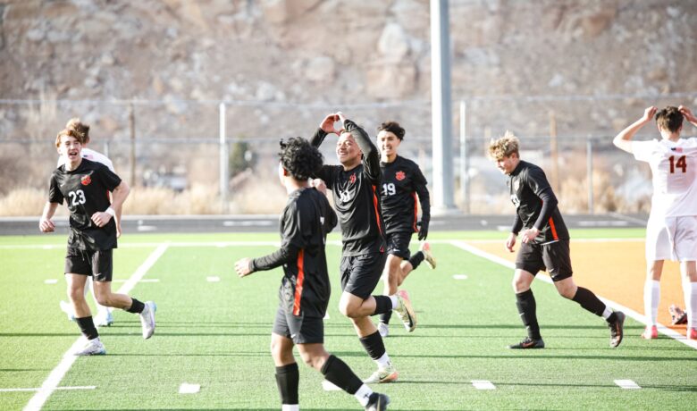 Rock Springs Sweeps Star Valley to Stay Unbeaten at Home