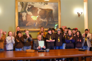 Gordon Signs Bills Supporting Enhanced Oil Recovery, Protection of Petroglyphs