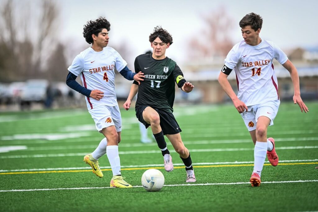 Wolves, Tigers Set for First Soccer Clash Since COVID-19