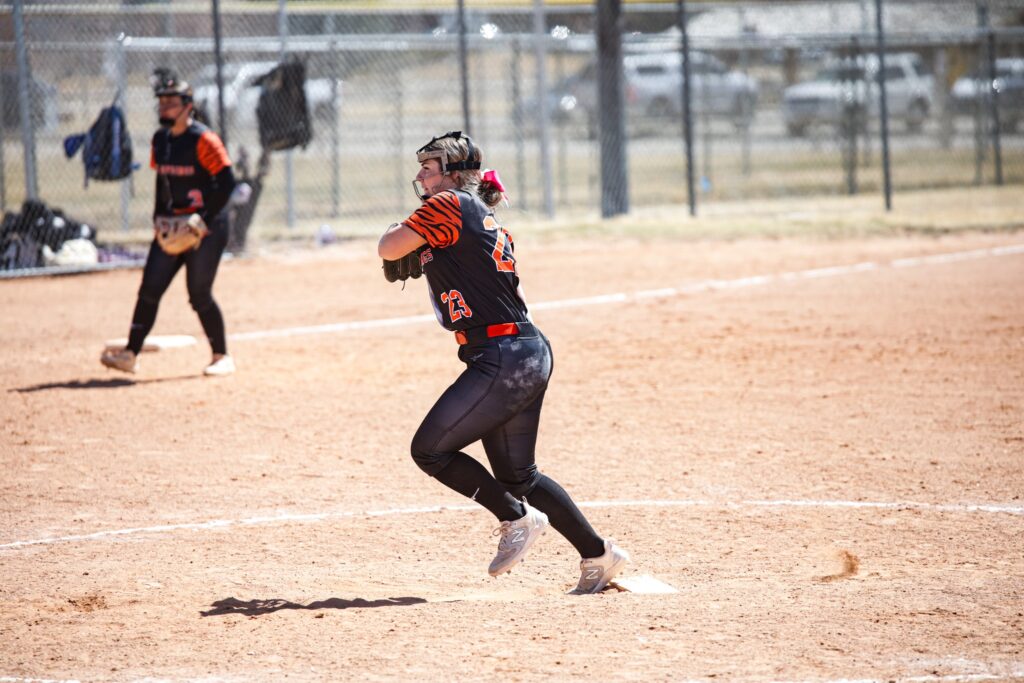 Lady Tigers Split Games with Torrington, Lady Wolves Fall to Wheatland