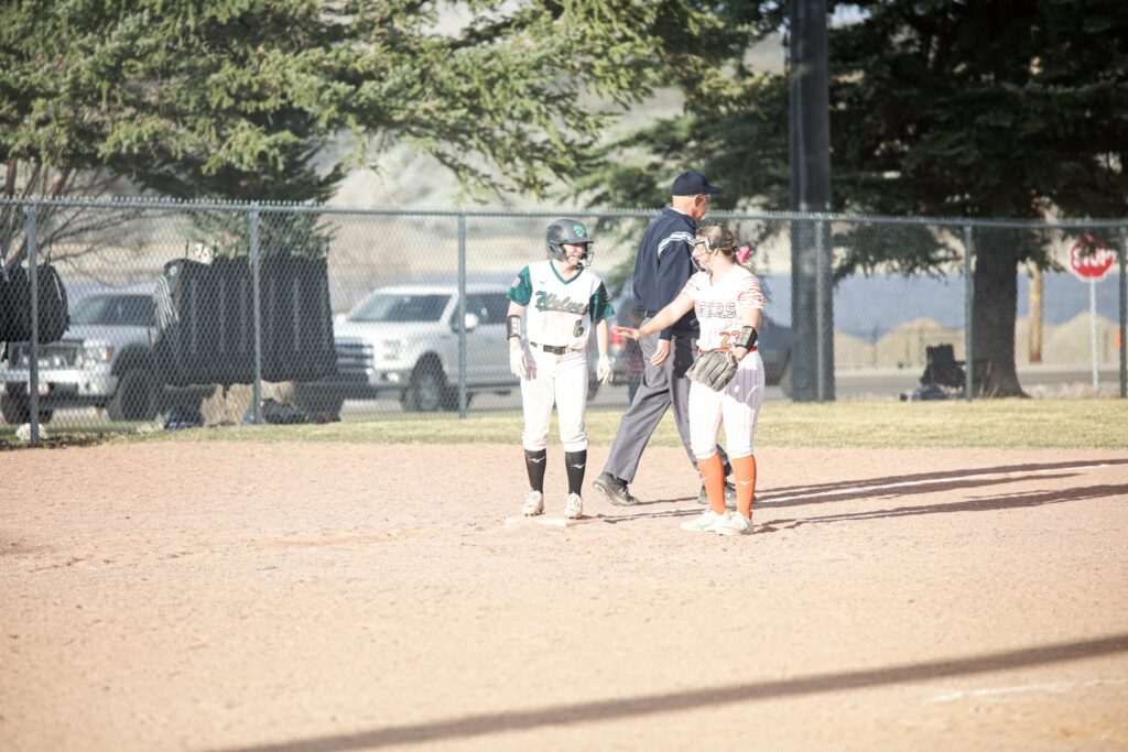 County Rivals Split Doubleheader in Dramatic Softball Showdown