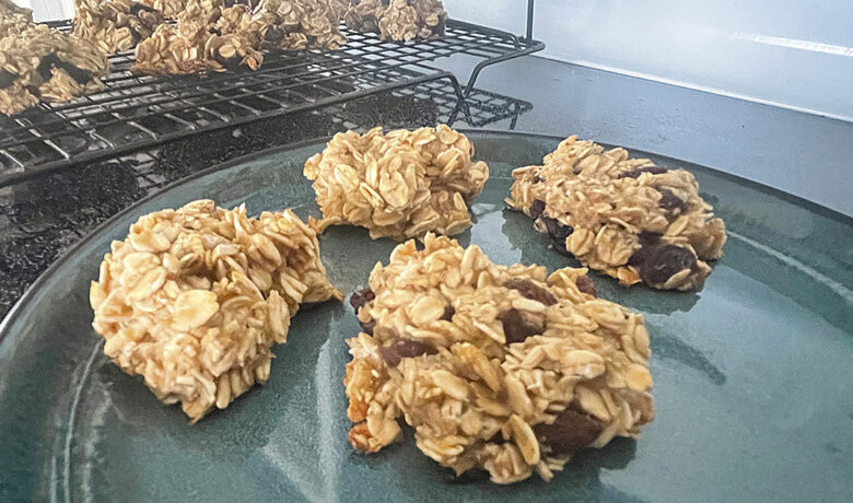 SweetwaterCHOW: Baking Magic with Magic Oatmeal Cookies