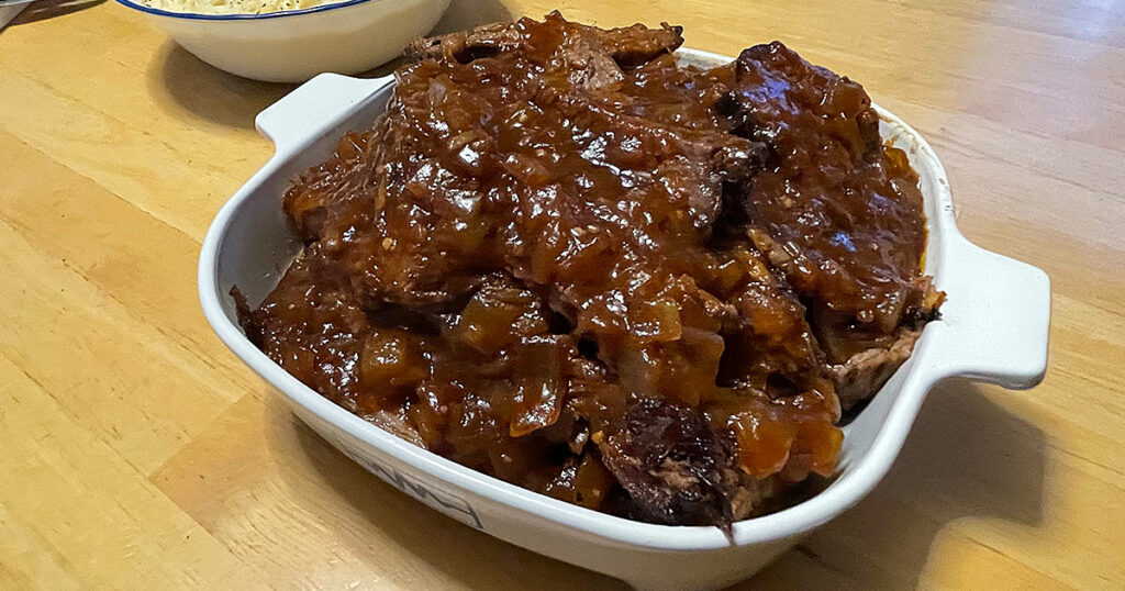 SweetwaterCHOW: Pulled-Off-the-Bone Brisket