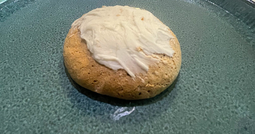 SweetwaterCHOW: Creole Kisses with Maple Cream Frosting